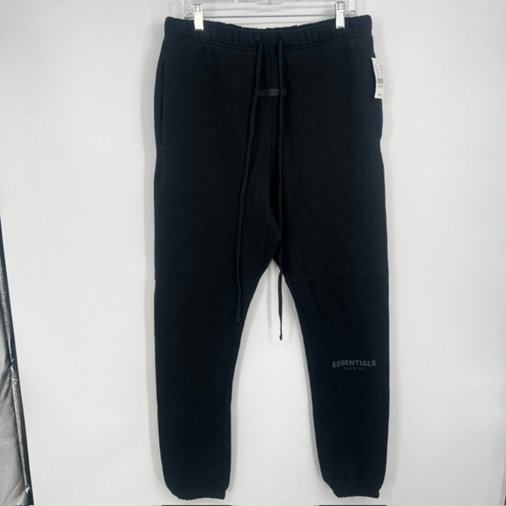 New Fear of God Essentials Men's Black Fleece Sweatpants Joggers Size Medium